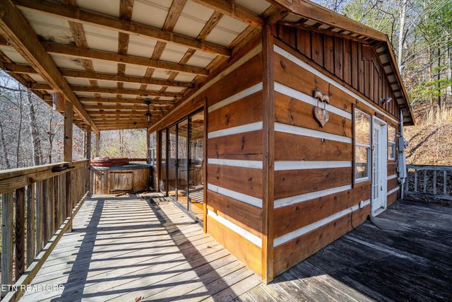 1438 AM King Way, Sevierville, TN 37876