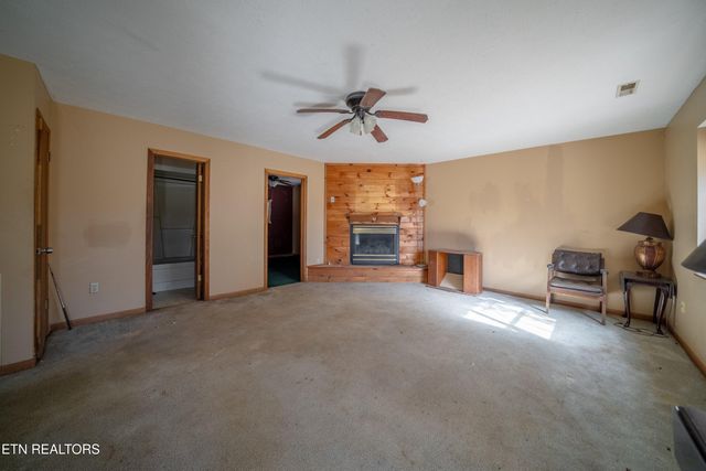 1438 AM King Way, Sevierville, TN 37876