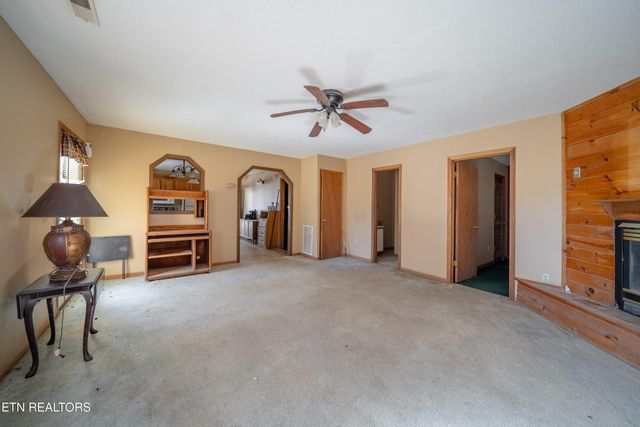 1438 AM King Way, Sevierville, TN 37876