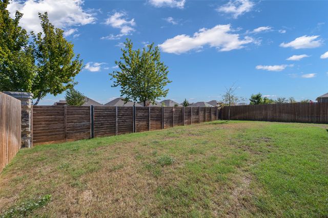3216 Quartz Road, Aubrey, TX 76227
