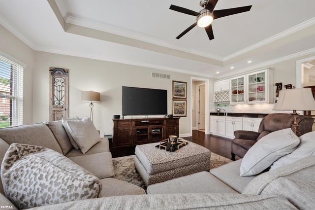 58773 Valley View Dr Drive Unit 45, Washington Twp, MI 48094