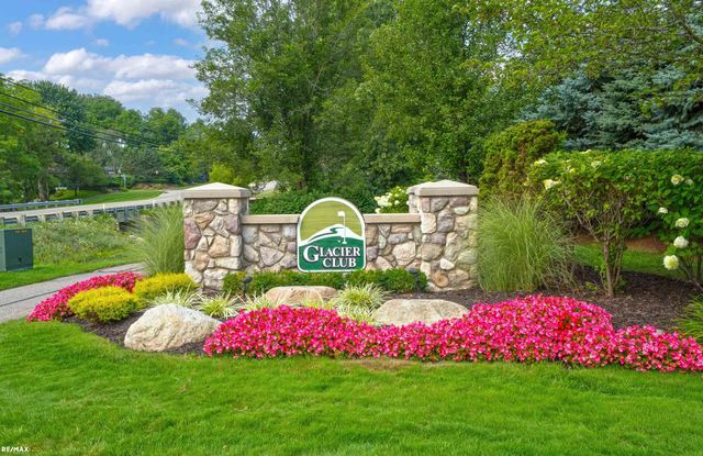 58773 Valley View Dr Drive Unit 45, Washington Twp, MI 48094