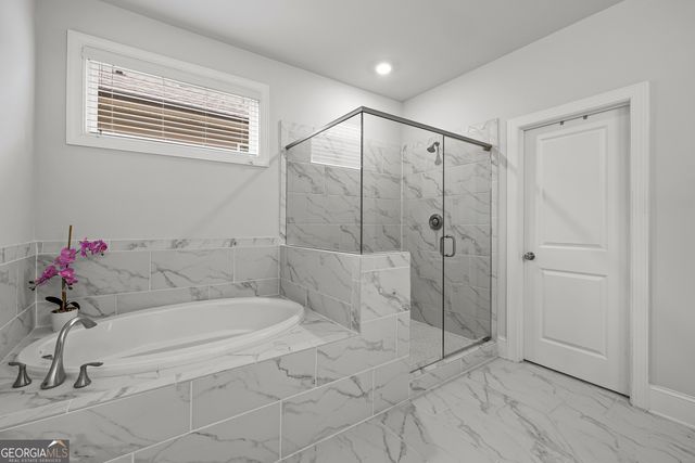 109 Vivian Lane, Peachtree City, GA 30269