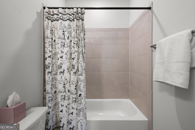 109 Vivian Lane, Peachtree City, GA 30269