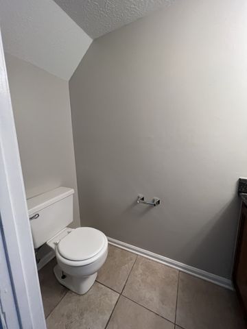 123 Coventry Woods Dr, Madison, TN 37115