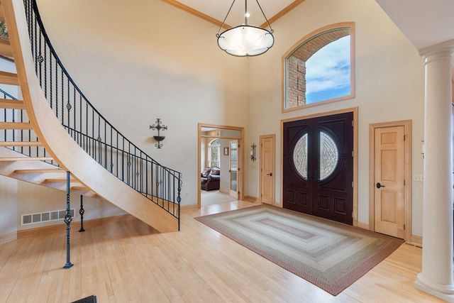 15644 NW Marshallville St, Canal Fulton, OH 44614