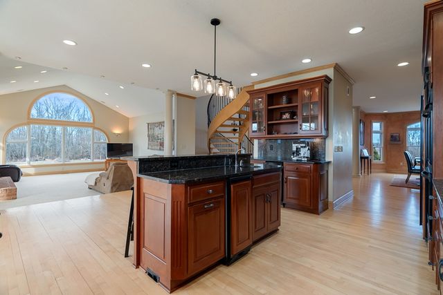 15644 NW Marshallville St, Canal Fulton, OH 44614