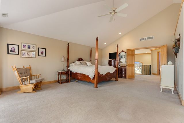 15644 NW Marshallville St, Canal Fulton, OH 44614