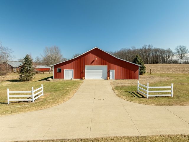 15644 NW Marshallville St, Canal Fulton, OH 44614