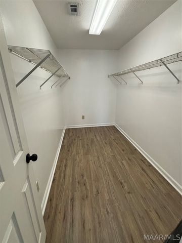 6213 EASTWOOD GLEN Place, Montgomery, AL 36117