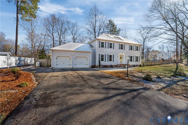 7443 Pinehurst Dr, Quinton, VA 23141