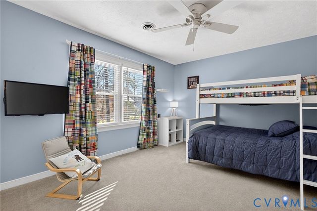 7443 Pinehurst Dr, Quinton, VA 23141