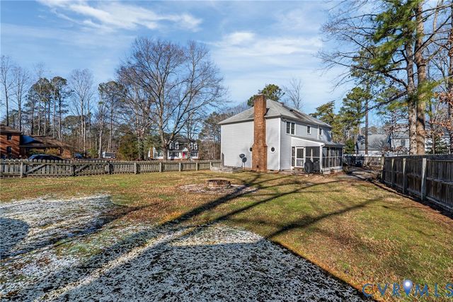 7443 Pinehurst Dr, Quinton, VA 23141