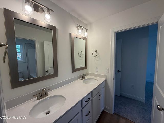 724 Blue Bird Drive, Vass, NC 28394