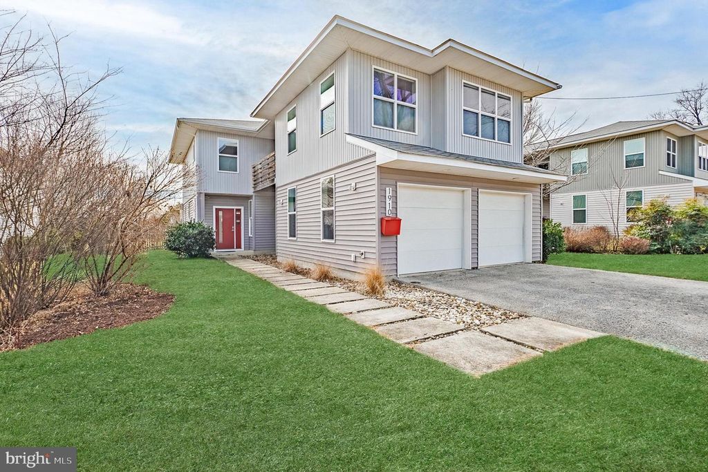 1910 PLYERS MILL RD, Silver Spring, MD 20902