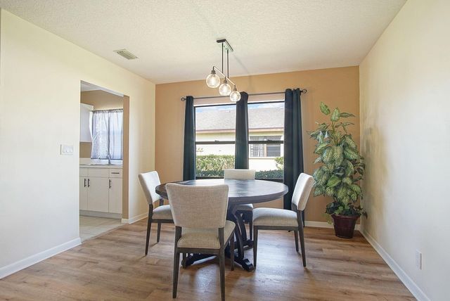 1732 W Sanderling Lane 1, Fort Pierce, FL 34982