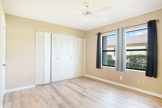 1732 W Sanderling Lane 1, Fort Pierce, FL 34982