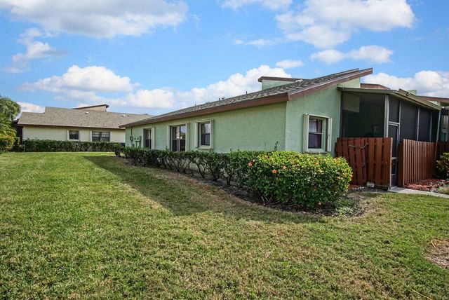 1732 W Sanderling Lane 1, Fort Pierce, FL 34982