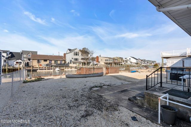 330 Cheryl Drive, Toms River, NJ 08753
