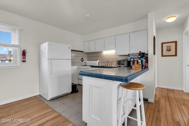 330 Cheryl Drive, Toms River, NJ 08753