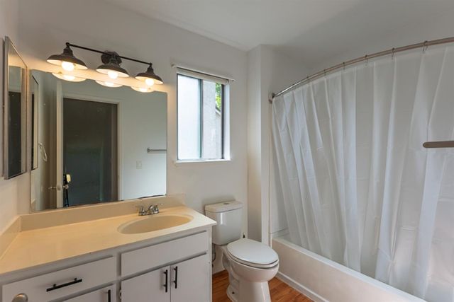 8265 Calla Way, Sacramento, CA 95828
