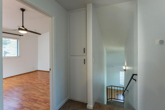 8265 Calla Way, Sacramento, CA 95828