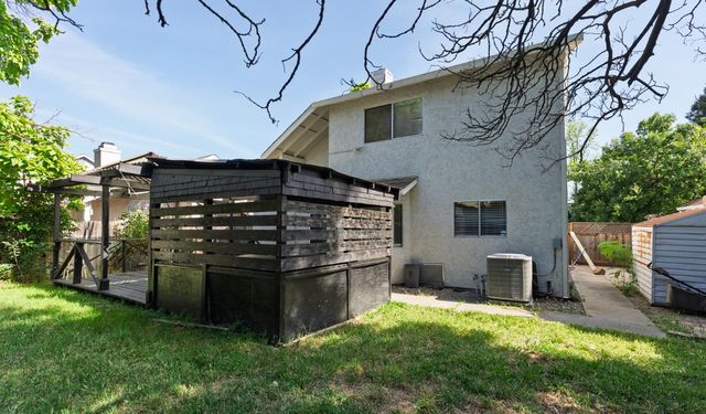 8265 Calla Way, Sacramento, CA 95828