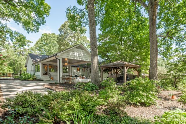 339 Wingrave Drive, Charlotte, NC 28270