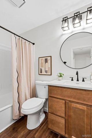 15809 Kersten Ridge Dr, Chesterfield, MO 63017