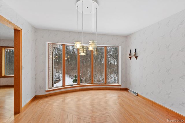 50801 Warren Road, Canton Charter Township, MI 48187