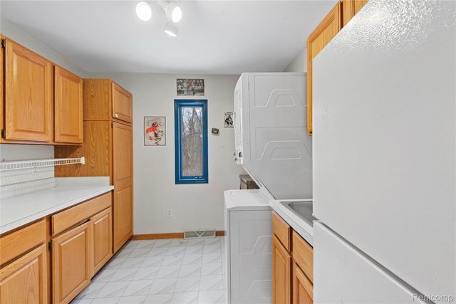 50801 Warren Road, Canton Charter Township, MI 48187