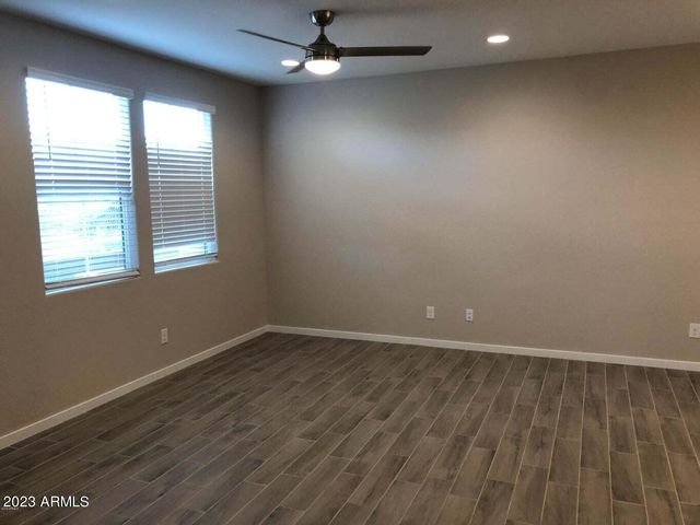 594 W WESTCHESTER Avenue, Tempe, AZ 85283