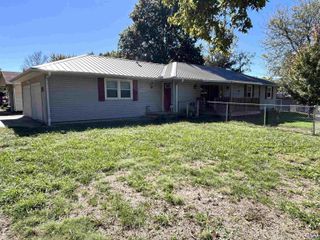 1001 Woodland St, Emporia, KS 66801