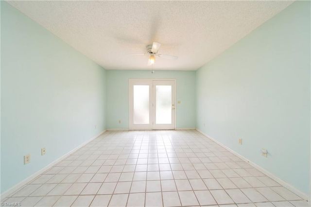 1068 Nathan Lane, Pinnacle, NC 27043