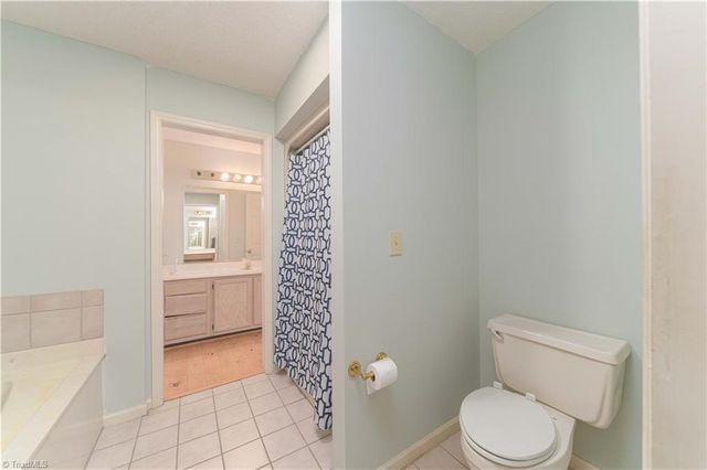 1068 Nathan Lane, Pinnacle, NC 27043