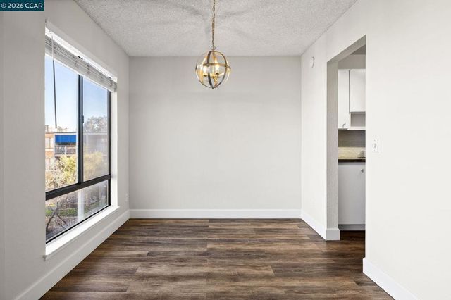 340 N Civic Dr 503, Walnut Creek, CA 94596