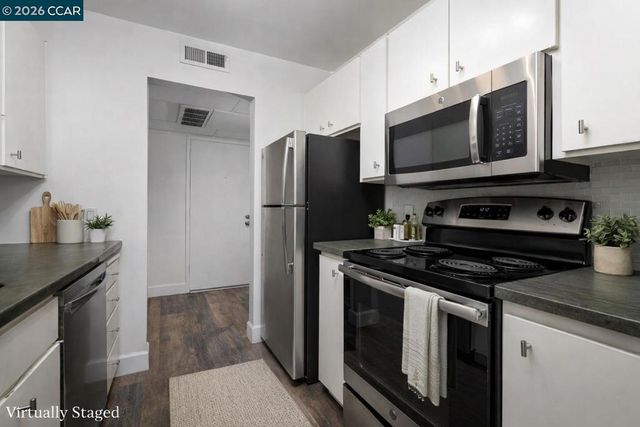 340 N Civic Dr 503, Walnut Creek, CA 94596