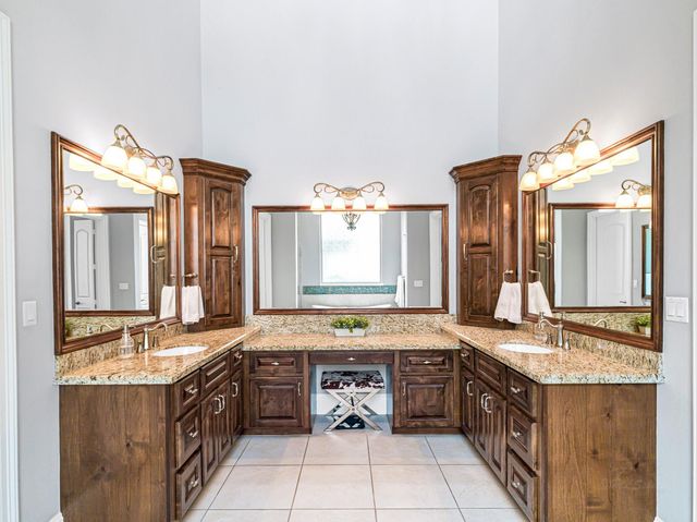 10527 Pebblecreek Crossing, Katy, TX 77494