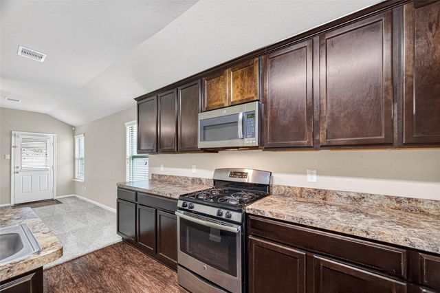 14302 Brunswick Place Drive, Houston, TX 77047