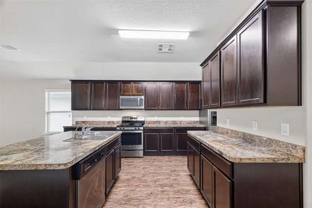 14302 Brunswick Place Drive, Houston, TX 77047