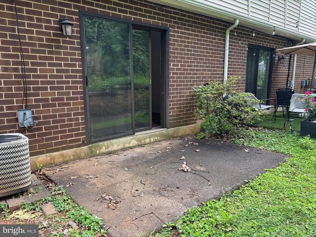 235 HOLLY DR, King Of Prussia, PA 19406