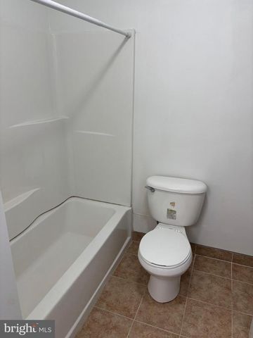 235 HOLLY DR, King Of Prussia, PA 19406