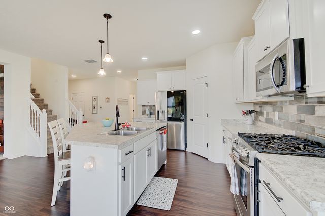 930 Belgium Boulevard, Bargersville, IN 46106