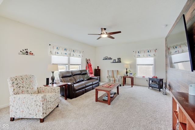 930 Belgium Boulevard, Bargersville, IN 46106