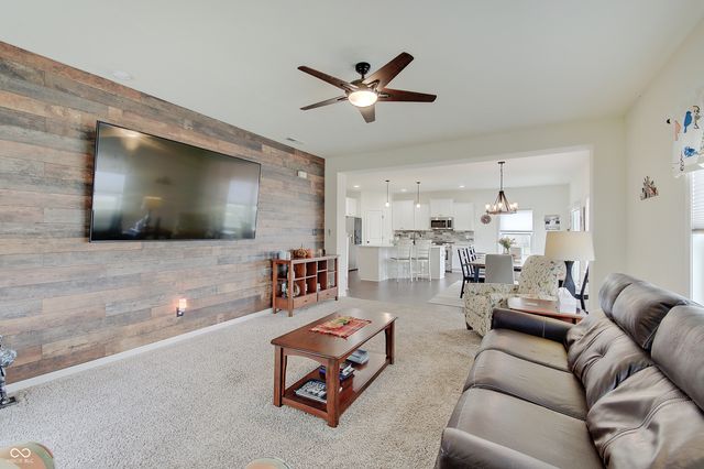 930 Belgium Boulevard, Bargersville, IN 46106