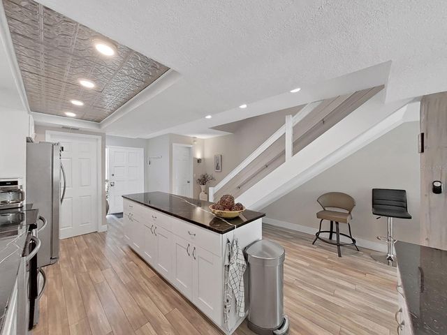 433 S PAULA DRIVE 18, Dunedin, FL 34698