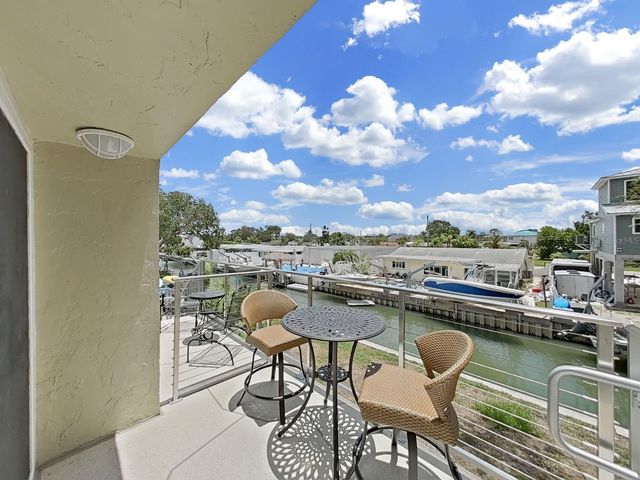 433 S PAULA DRIVE 18, Dunedin, FL 34698