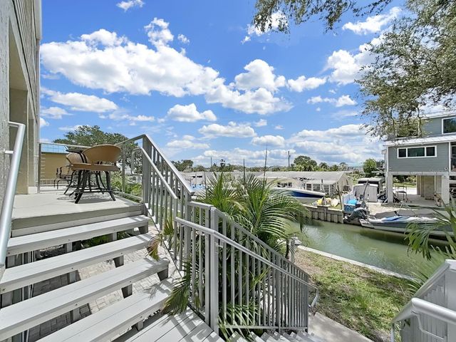 433 S PAULA DRIVE 18, Dunedin, FL 34698