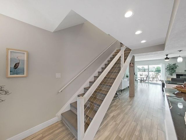 433 S PAULA DRIVE 18, Dunedin, FL 34698