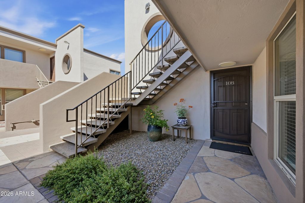 3619 E MONTEROSA Street 108, Phoenix, AZ 85018 — photo 2